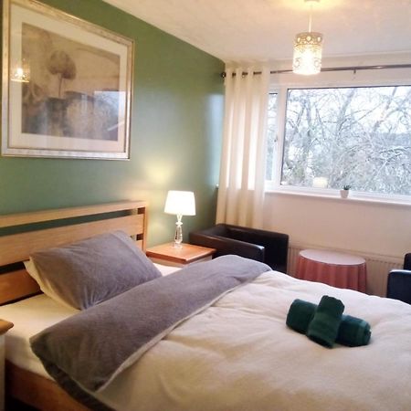 1 Luxurious Double Bedroom With Private Shower Reading Luaran gambar